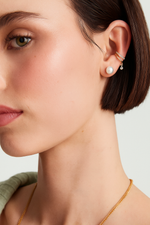 Load image into Gallery viewer, Pearl Oversized Studs