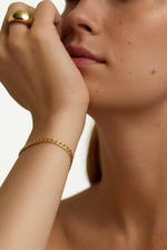 Load image into Gallery viewer, Flat Curb Chain Bracelet